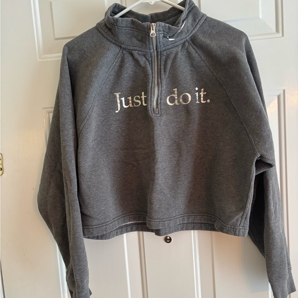 🖤 Nike Just Do It Cropped Sherpa-Lined Half-Zip Sweatshirt – Size M - Picture 2 of 6